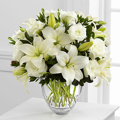 The White Elegance&amp;trade; Bouquet by Vera Wang