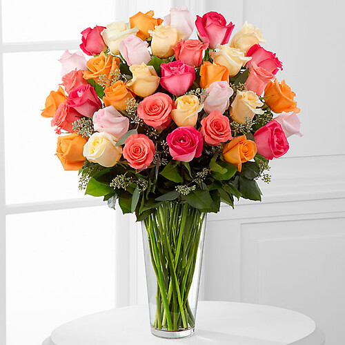 The Graceful Grandeur Rose Bouquet